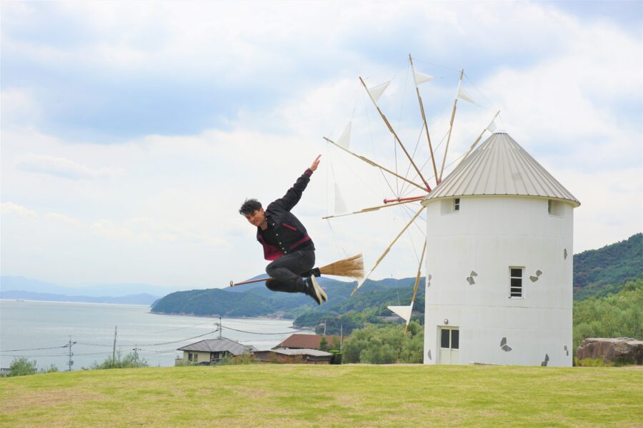 เที่ยวคางาวะกับนักร้องชื่อดัง!