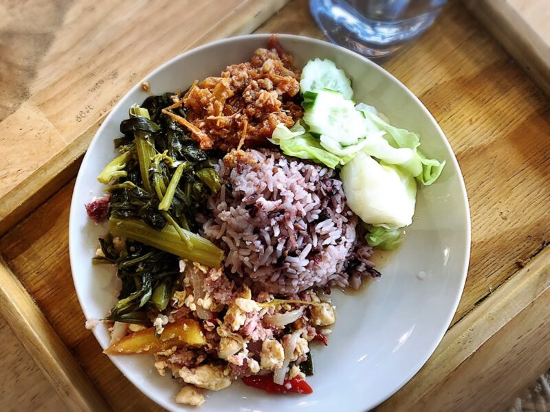 タイごはん　カーオ・ラート・ゲーン