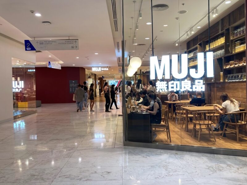 タイでも人気MUJI CAFÉ