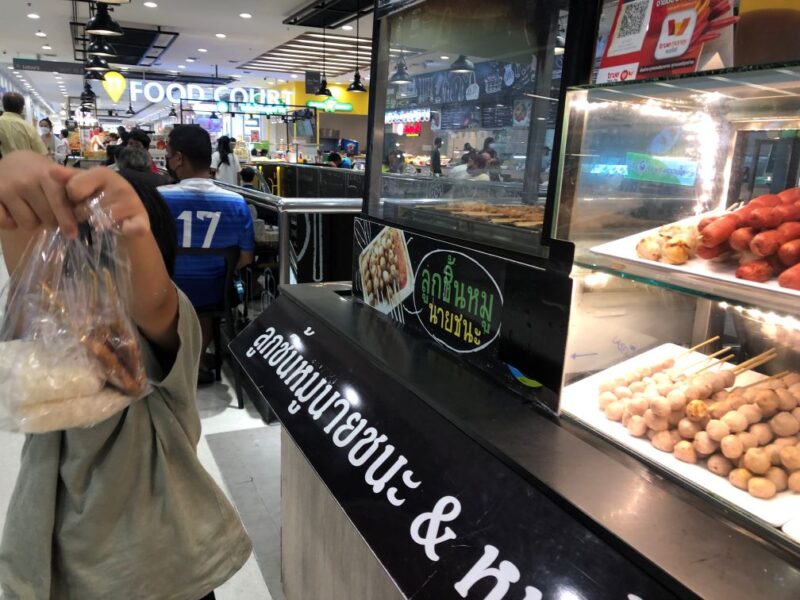 子供と一緒に何食べる？