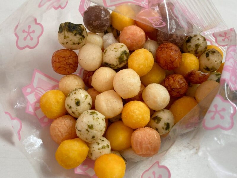 ขนมฮินะอาราเระ (Hina-arare)